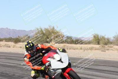 media/Dec-04-2025-Racers Edge (Thu) [[5ebc9f124d]]/3-B Group/3-Session 2 (Turn 7 Inside)/